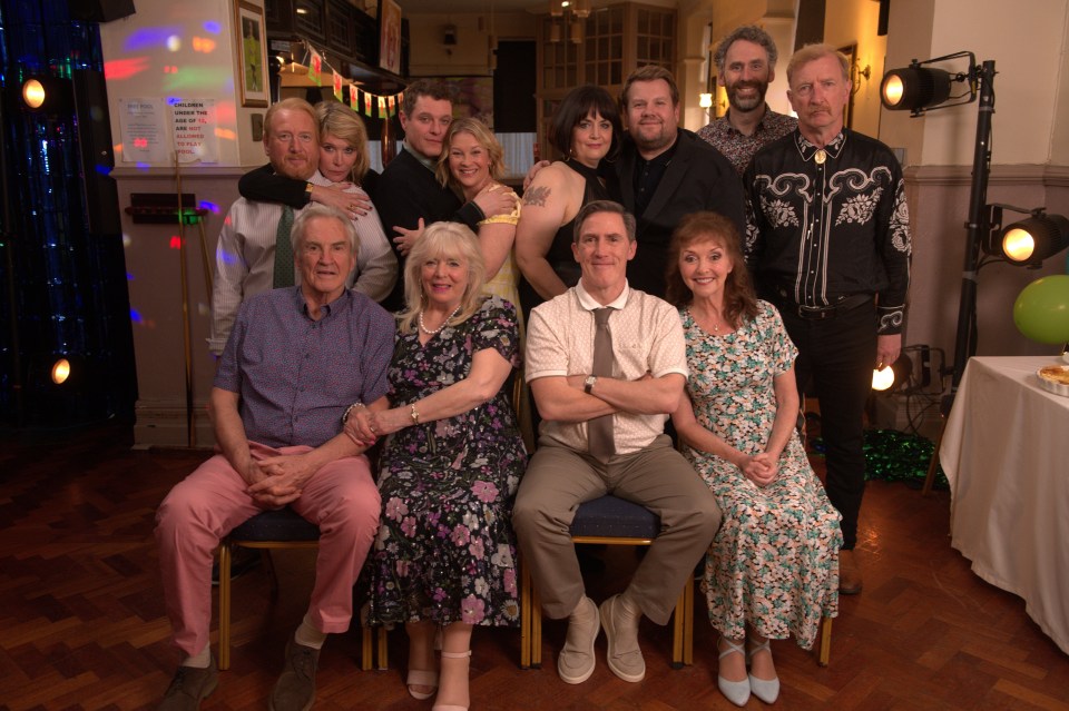 Cast photo from the finale of Gavin & Stacey.