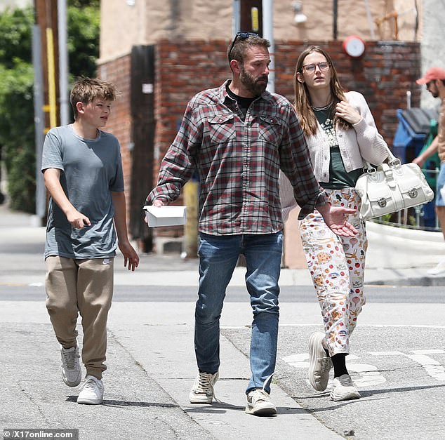 Nepo baby Violet was seen toting a vintage Marc Jacobs Stella handbag as she strolled with dad Ben, 52 and younger brother Samuel, 13