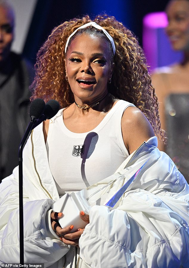 Janet Jackson gave a moving speech about her passion for music as she accepted the Icon Award during the ceremony