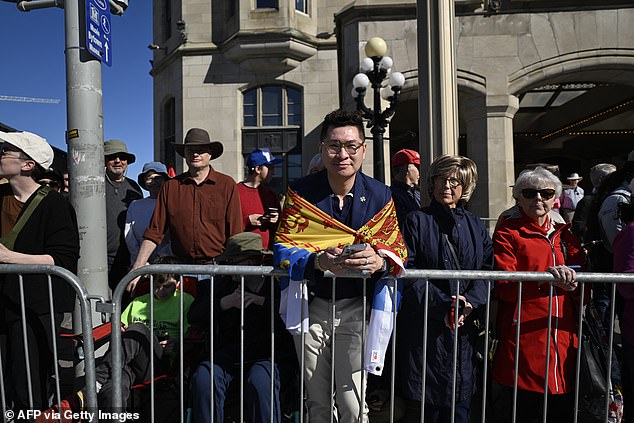 Canadians await the arrival of the King and Queen ahead of the Opening of Parliament today