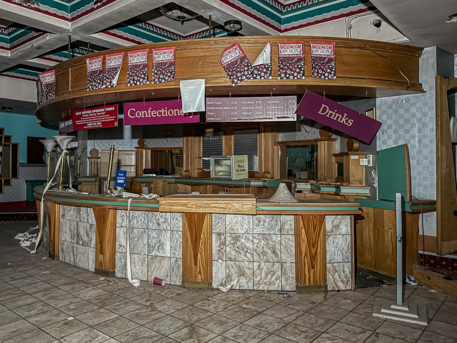 Abandoned concession stand in the Ashton Hippodrome.