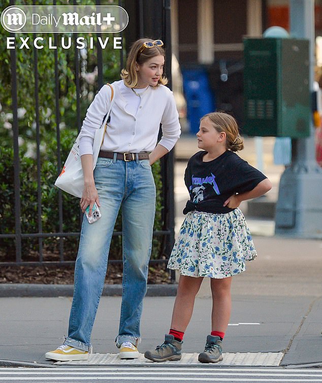 Hadid was seen chatting with Lea, 8, whose mom is supermodel Irina Shayk, during a low-key stroll