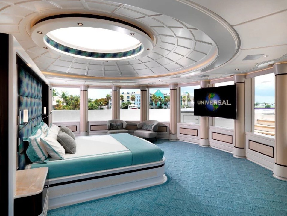 Master suite aboard the superyacht Pi.