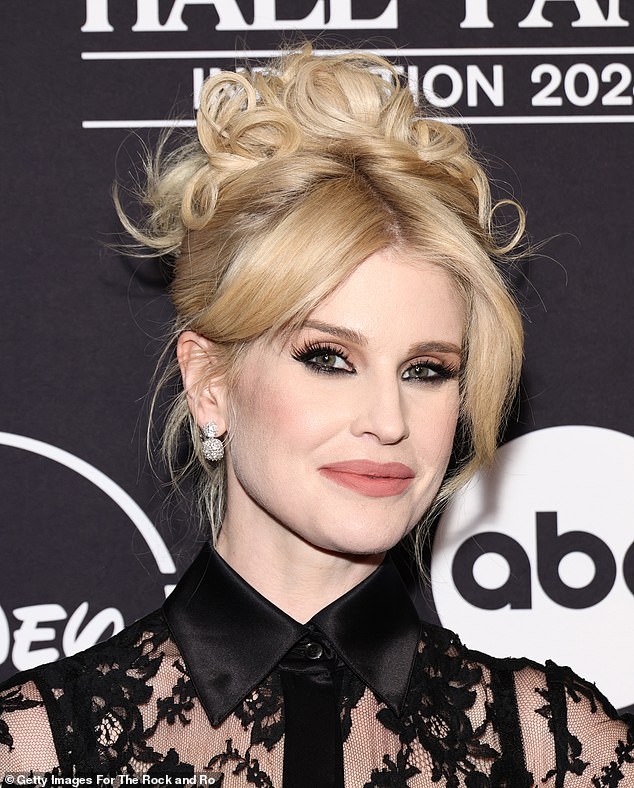 However, Kelly has repeatedly and furiously denied that she has had any cosmetic procedures besides Botox (seen in October)