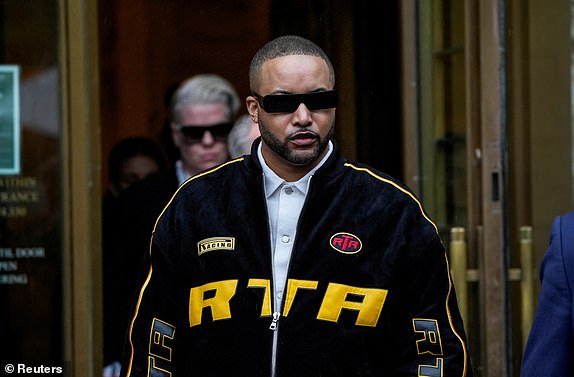 Stylist Deonte Nash exits the federal court after testifying during the Sean "Diddy" Combs sex trafficking and racketeering conspiracy trial at U.S. court in Manhattan, in New York City, U.S., May 28, 2025. REUTERS/Eduardo Munoz