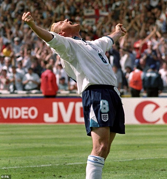 The star is releasing a new autobiography entitled 'Eight' in reference to his squad number