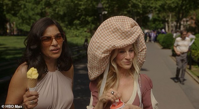 Elsewhere on the episode fans were stunned by Carrie's oversized hat