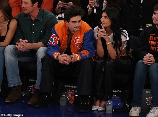 The ardent Knicks fan showcased his devotion with a blue and orange jacket