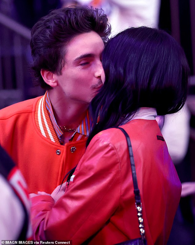 The couple shared plenty of kisses