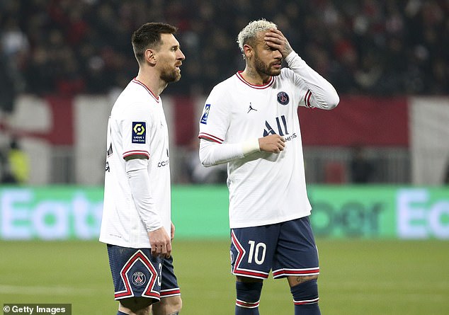 Fans turned sour towards Lionel Messi and Neymar towards the end of their spells at the club