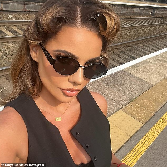 Tanya looked wedding ready as her make-up artist Vanessa Thornton-yates had already perfected her look at an early 7am appointment before her travels to London