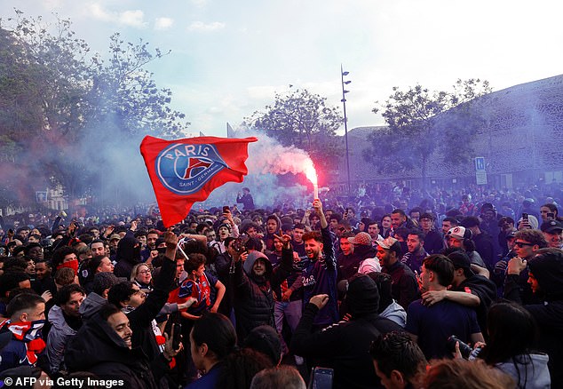 Arsenal fans had been warned to avoid the Auteuil area when heading to the stadium