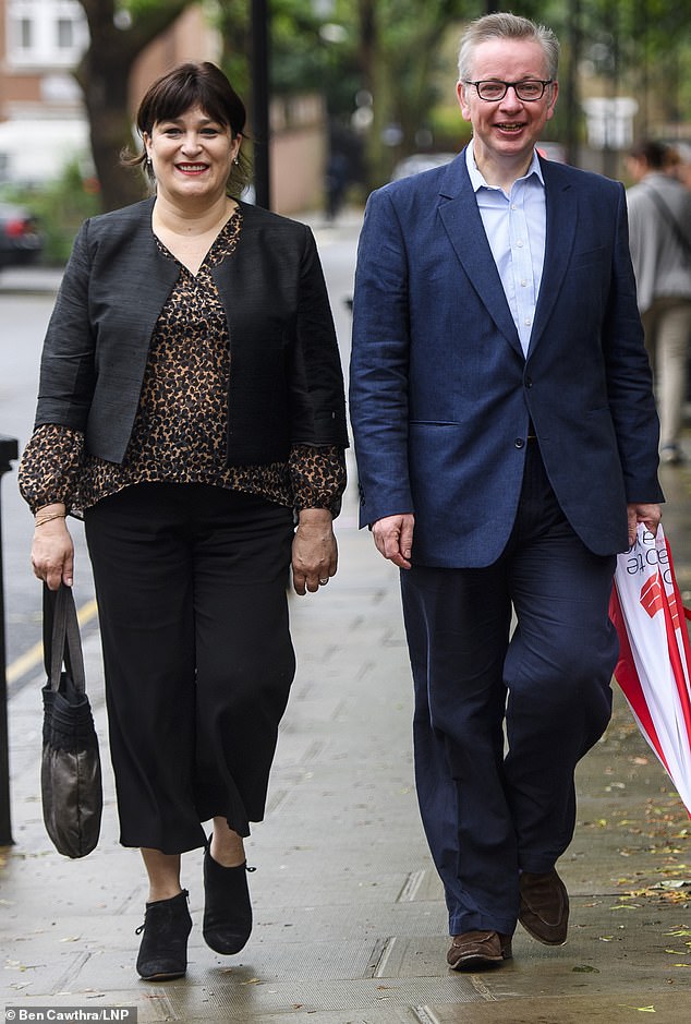 Sarah and her then-husband, Michael Gove, arrive at a polling station on the day of the EU referendum