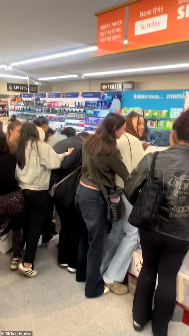 The footage was shared from an Aldi supermarket store in London