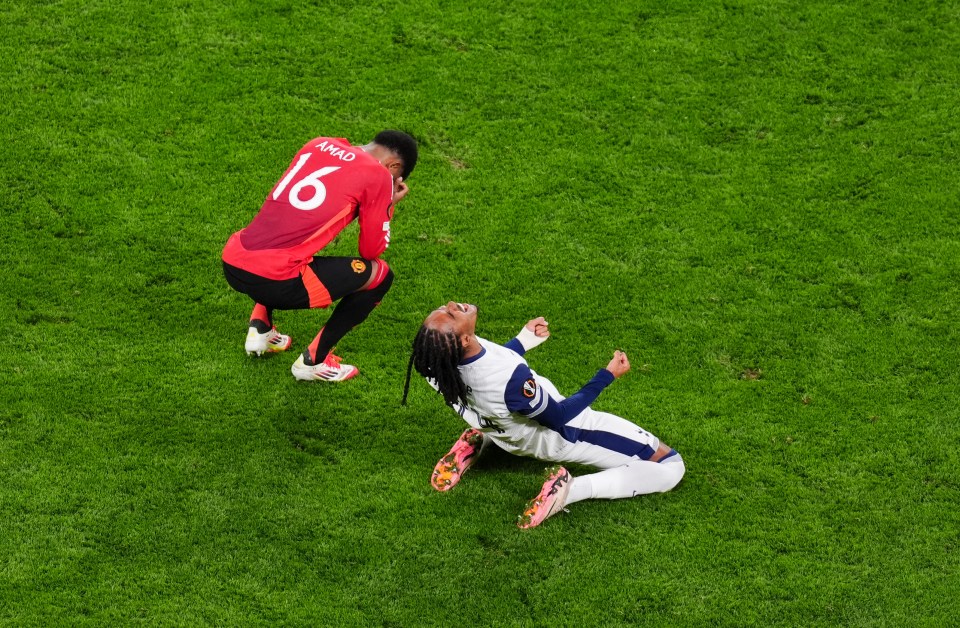 Destiny Udogie of Tottenham Hotspur celebrates while Amad Diallo of Manchester United sits dejected on the field.