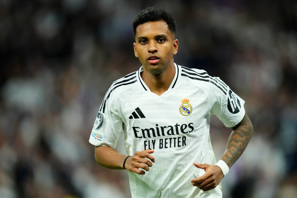 Rodrygo Goes, Real Madrid right winger, during a Champions League match.