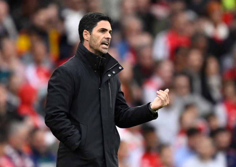 Mikel Arteta, Arsenal manager, coaching during a match.