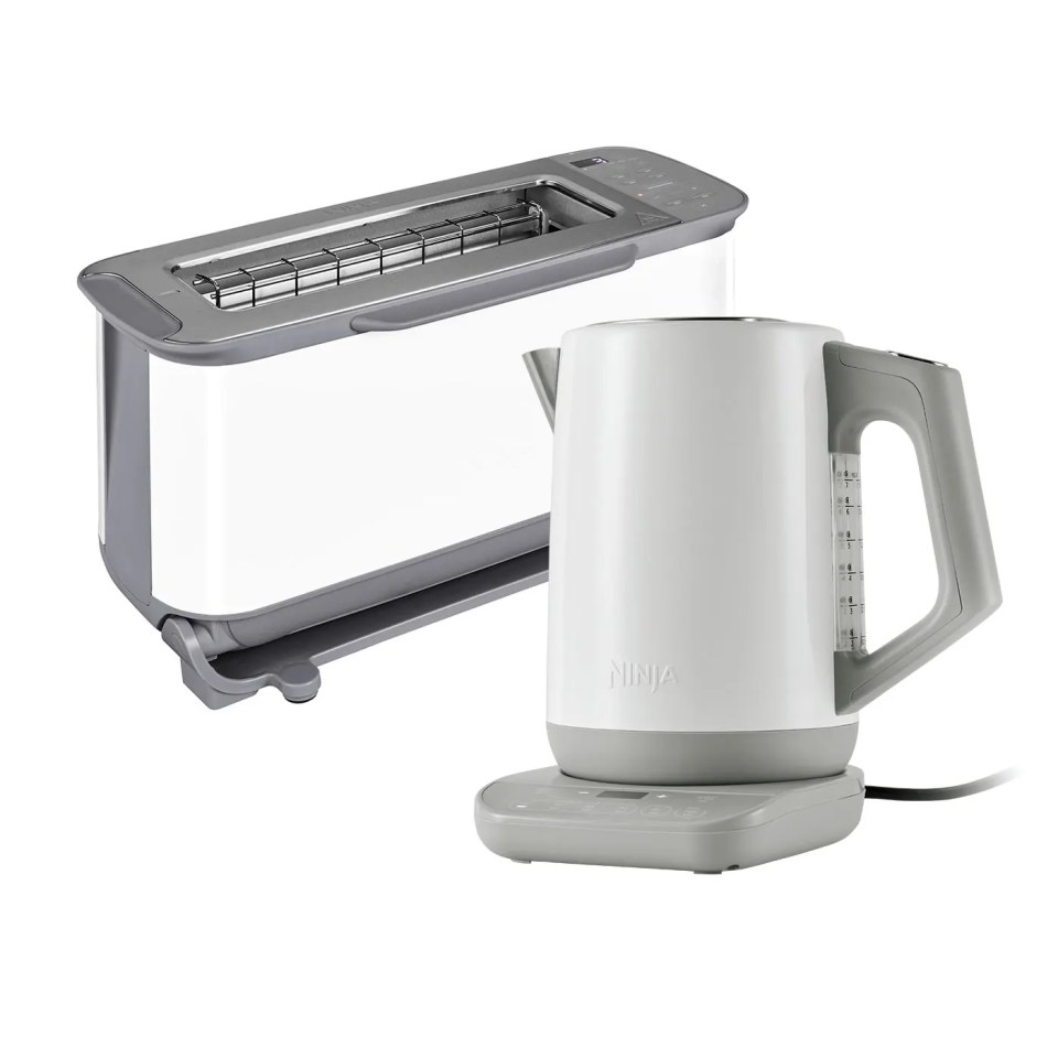 Ninja white kettle and toaster set.