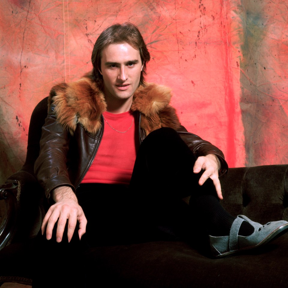 Studio portrait of Steve Harley of Cockney Rebel.