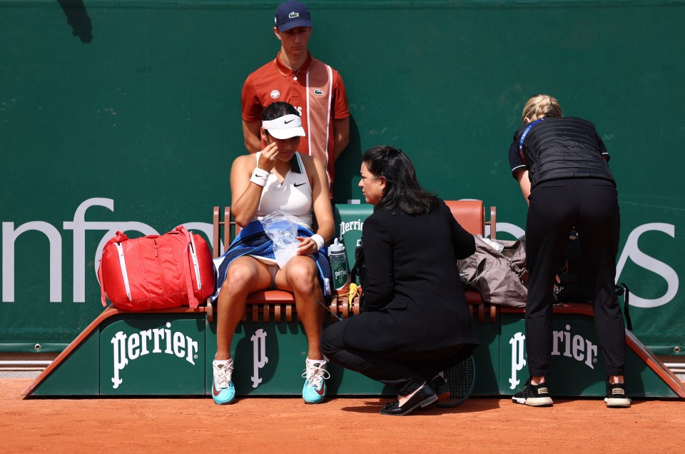 Emma Raducanu was forced to have a medical timeout during her French Open first round match