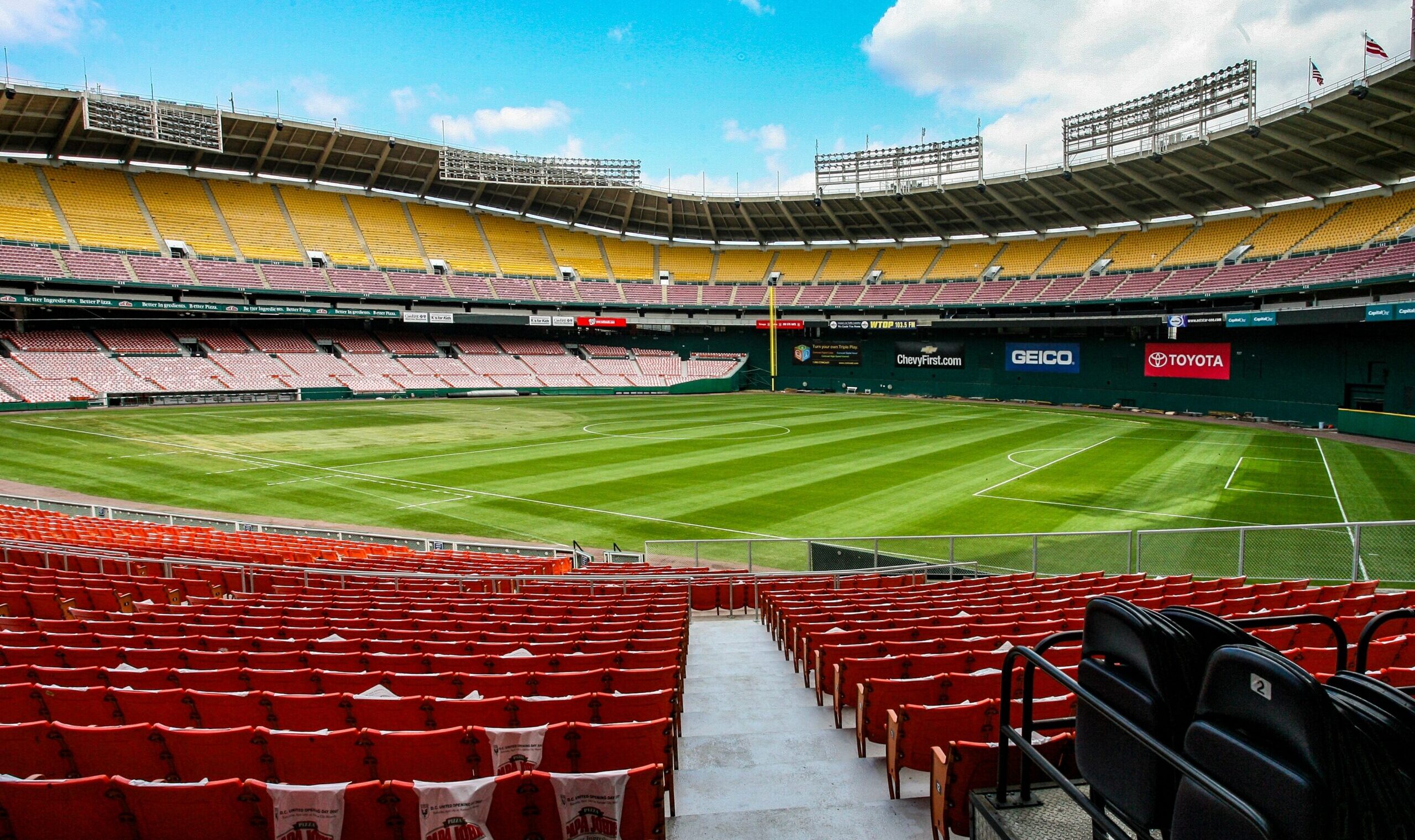 Washington,,Dc,,United,States-july,15,,2007:,Rfk,Stadium,In,Washington