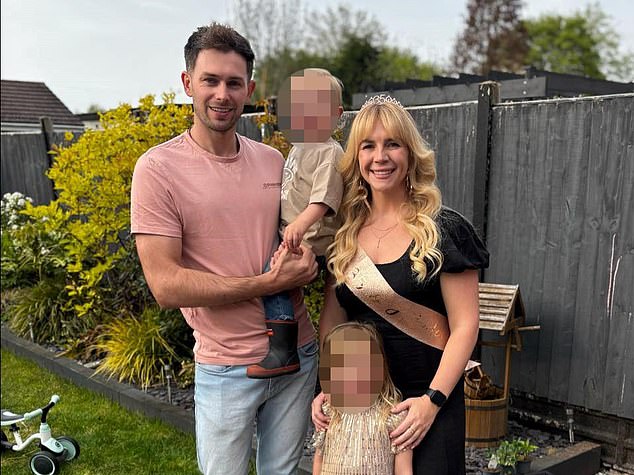Shane Richardson's girlfriend, Hannah James (right), has updated her profile picture to show her and Mr Richardson smiling with their two children after his tragic death