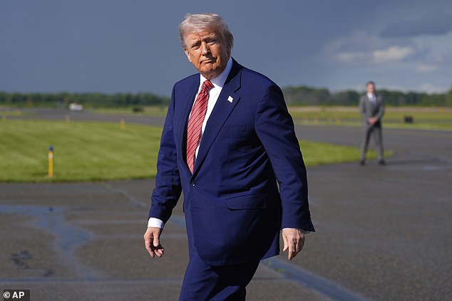 President Donald Trump has set immigration enforcement officials a lofty new target of conducting 3,000 arrests every single day in an ambitious effort to ramp up his deportation agenda