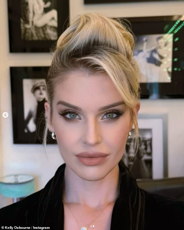 Kelly Osbourne 's fans have voiced their dismay after she shared a new snap of herself looking dramatically different, reigniting speculation that she's had plastic surgery