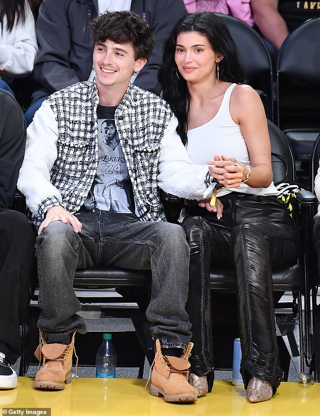 The makeup mogul, 27, and the Oscar nominee, 29, were spotted sitting courtside inside the Crypto.com Arena as the LA Lakers take on the Minnesota Timberwolves