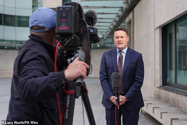 Health Secretary Wes Streeting revealed how security guards were 'having a tough time' as someone tried to interrupt his live radio interview