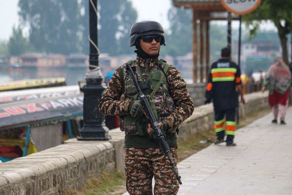 Mandatory Credit: Photo by Firdous Nazir/NurPhoto/Shutterstock (15291234o) An Indian paramilitary soldier patrols along the banks of Dal Lake in Srinagar, Jammu and Kashmir, on May 9, 2025. The Indian government issues a red alert across Indian Kashmir amid escalating tensions with neighboring Pakistan. On May 7, the Indian Armed Forces launch 'Operation Sindoor', targeting alleged terrorist infrastructure in Pakistan and Pakistan-occupied Jammu and Kashmir. The Indian government states that it carries out military strikes on nine sites in Pakistan in retaliation for the deadly militant attack on tourists at the popular resort town of Pahalgam in south Kashmir on April 22, 2025, which leaves 26 tourists dead. Tensions Between India And Pakistan, Srinagar, Jammu and Kashmir - 09 May 2025