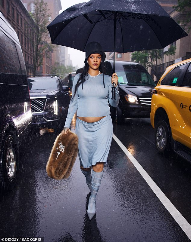 Rihanna, 37, appeared to show off her pregnancy baby bump ahead of the 2025 Met Gala on Monday evening