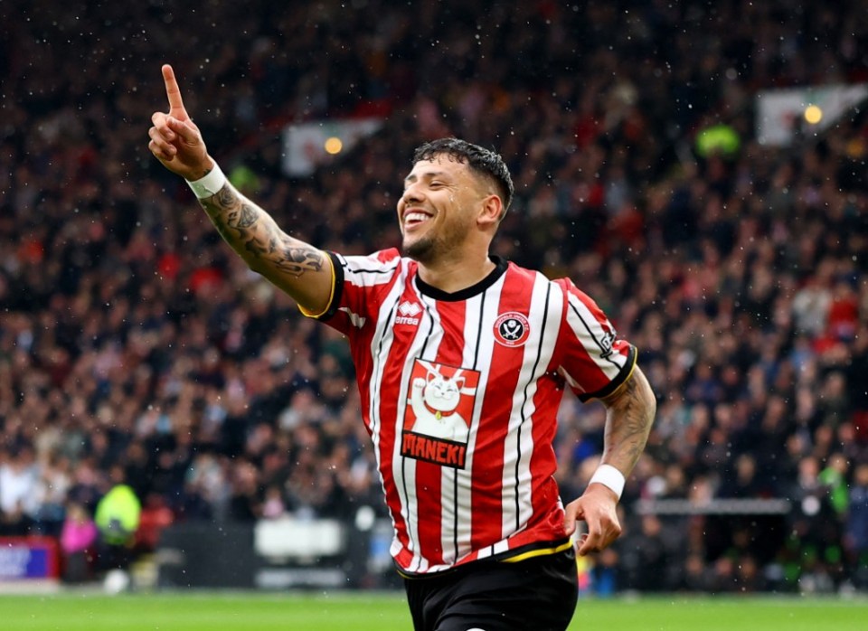 Soccer Football - Championship - Sheffield United v Cardiff City - Bramall Lane, Sheffield, Britain - April 18, 2025 Sheffield United's Gustavo Hamer celebrates scoring their first goal Action Images/Andrew Boyers EDITORIAL USE ONLY. NO USE WITH UNAUTHORIZED AUDIO, VIDEO, DATA, FIXTURE LISTS, CLUB/LEAGUE LOGOS OR 'LIVE' SERVICES. ONLINE IN-MATCH USE LIMITED TO 120 IMAGES, NO VIDEO EMULATION. NO USE IN BETTING, GAMES OR SINGLE CLUB/LEAGUE/PLAYER PUBLICATIONS. PLEASE CONTACT YOUR ACCOUNT REPRESENTATIVE FOR FURTHER DETAILS..