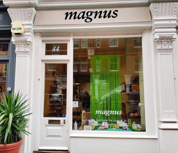 Magnus Shoes Facebook post, https://www.facebook.com/photo/?fbid=1221834206618108&set=a.440547208080149