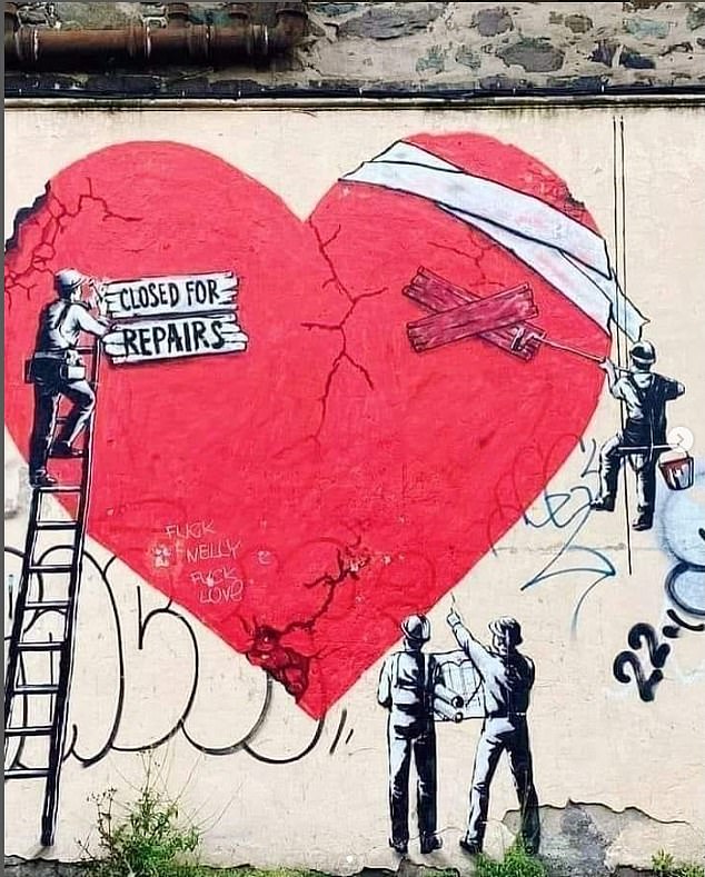 Just before Christmas Faye's husband posted a cryptic image of a broken heart on Instagram suggesting their relationship was on the rocks
