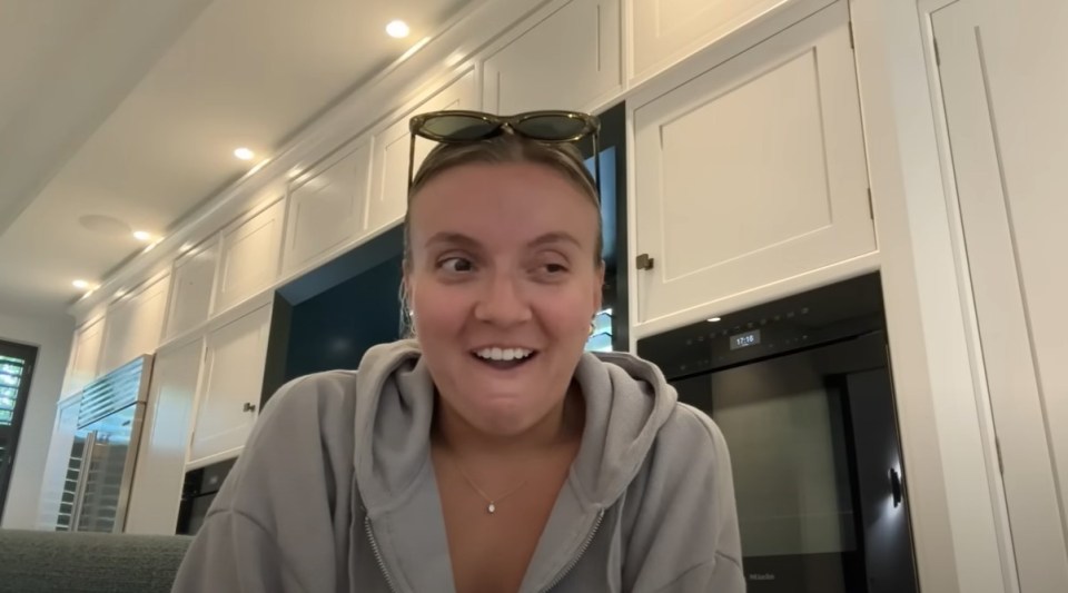 Woman describing a botched botox treatment.
