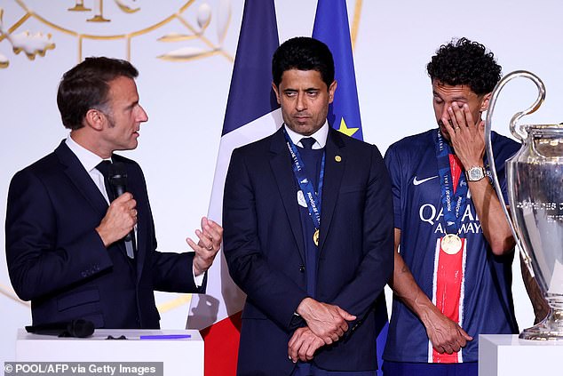 After the parade, the players and staff were received at the Elysee Palace by president Macron