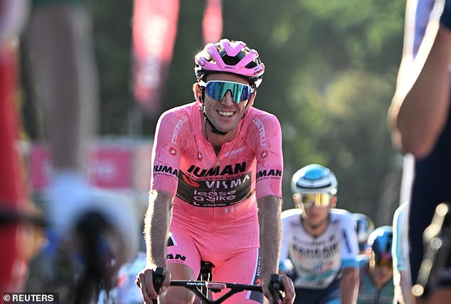 Yates took a lead of almost four minutes into stage 21 and finished safely in the peloton
