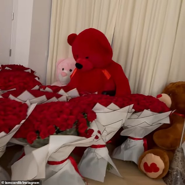 She also showcased what appeared to be a lavish present from Diggs with her room full of red roses and life-size teddy bears