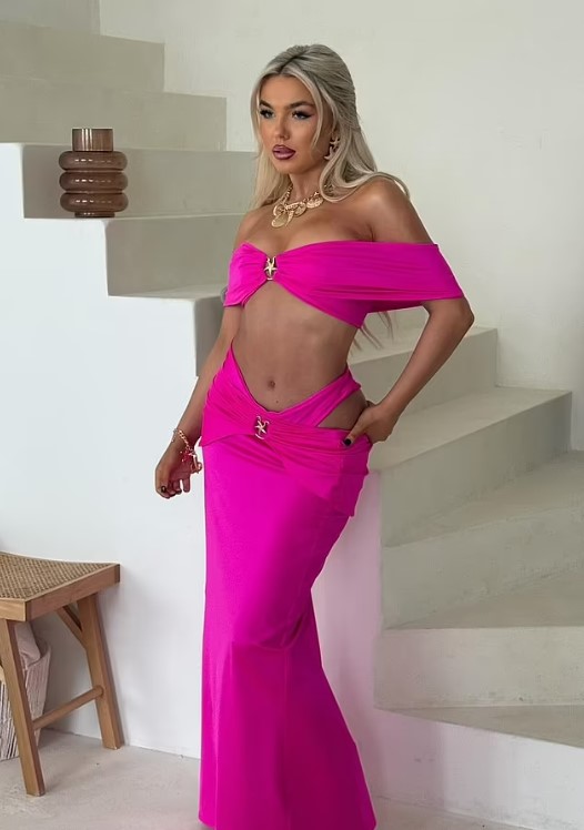 Make-up artist Lucy Quinn is single and ready to mingle