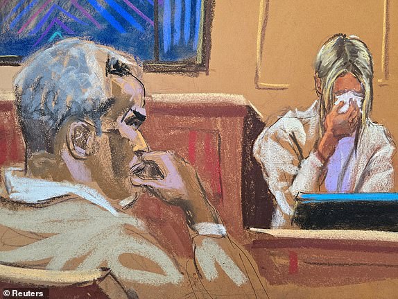 Sean "Diddy" Combs watches as witness "Mia" testifies in Combs' sex trafficking trial in New York City, New York, U.S., May 29, 2025 in this courtroom sketch. REUTERS/Jane Rosenberg     TPX IMAGES OF THE DAY