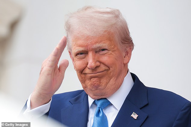 The new portrait comes amid changes to the Oval Office decor. Some experts say the official portrait relied on photo-shop