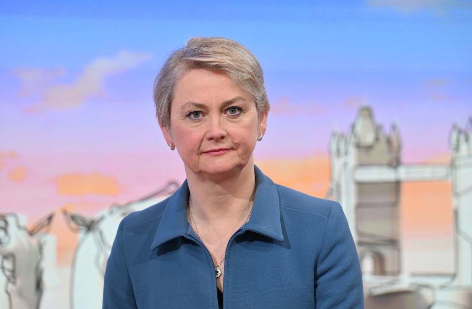 Photo of Yvette Cooper.