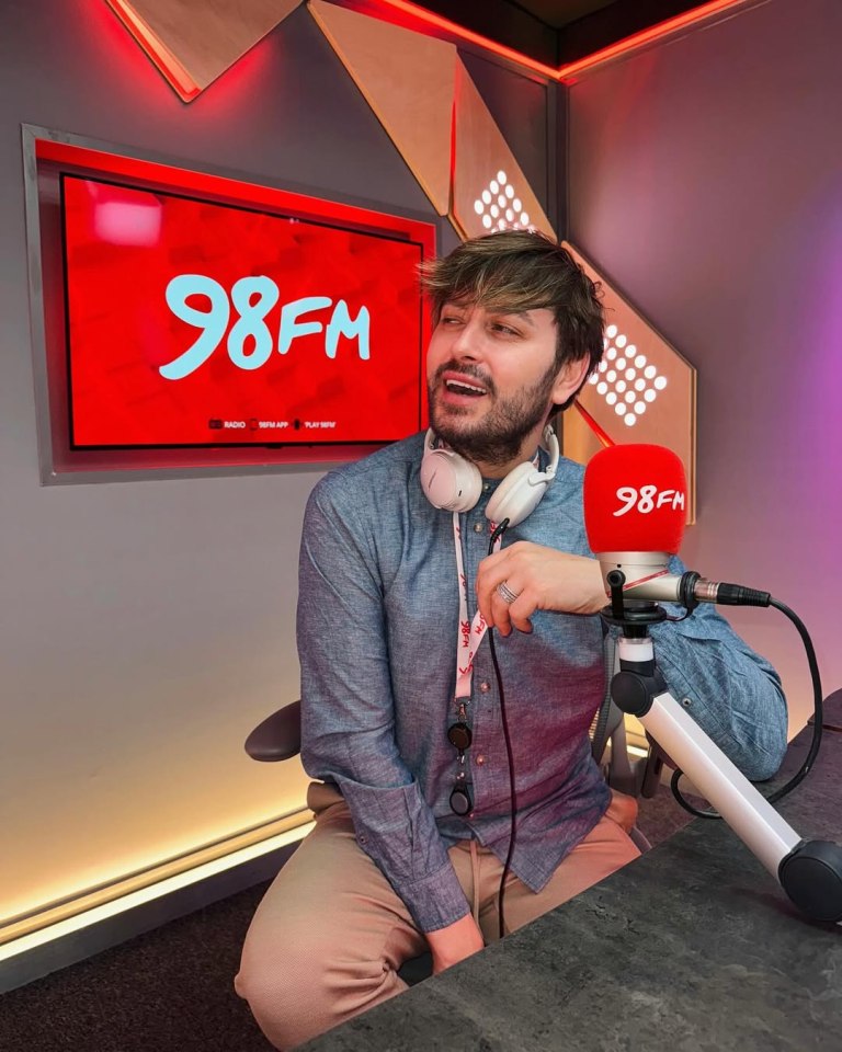 Radio DJ Brian Dowling announcing his departure.
