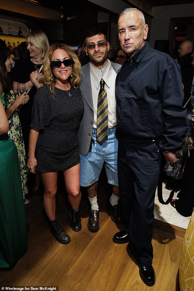 The newly wed couple took a pictured with Jaime who was also at their wedding on Saturday