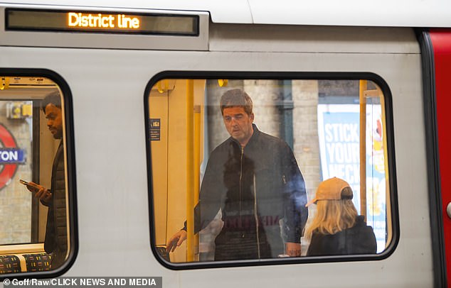 He then jumped on the District line and made a solo journey to the unknown location to continue practice for the upcoming tour