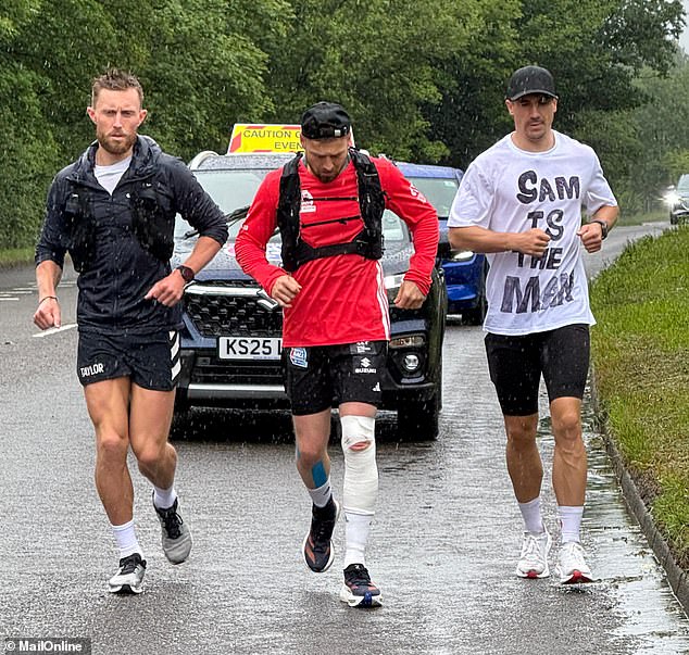 Still battling forwards with an injured calf and given the green light by the medical team, Sam is determined to transport the Soccer Aid for UNICEF match ball