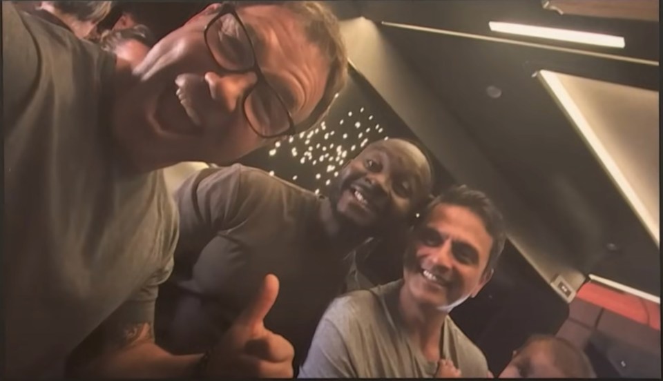 Stephen Graham and other actors giving thumbs up.