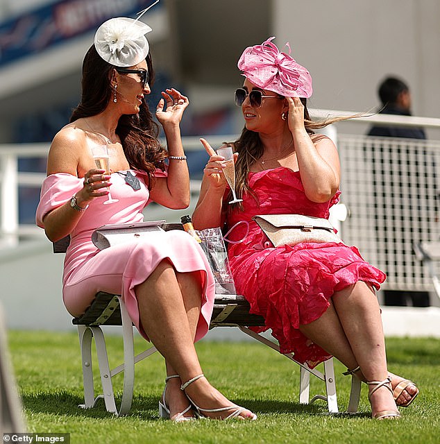The drinks were soon in full flow as racegoers sipped bubbly while waiting for the action