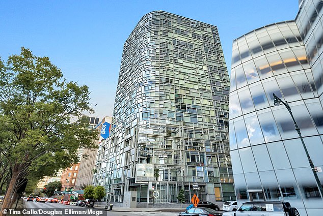 While they figure out what to do with the rest of their $387 million fortune, the exes have at least decided to split their $24 million Manhattan property down the middle